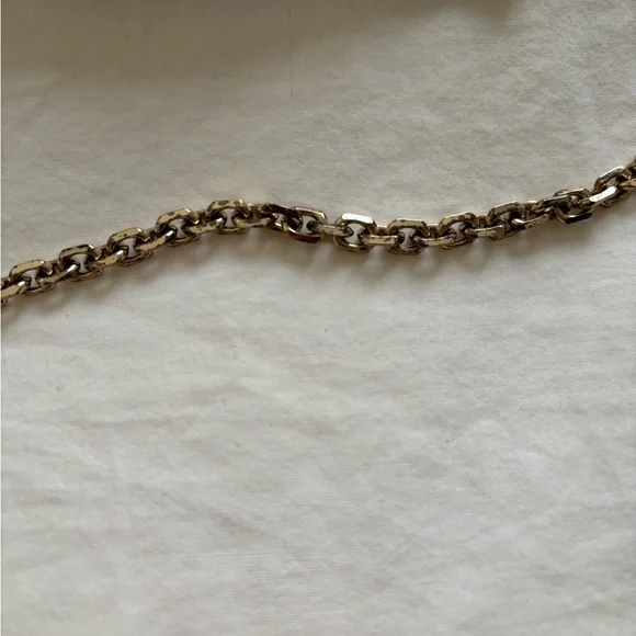 Dior Purse with Chain - Picture 4 of 9